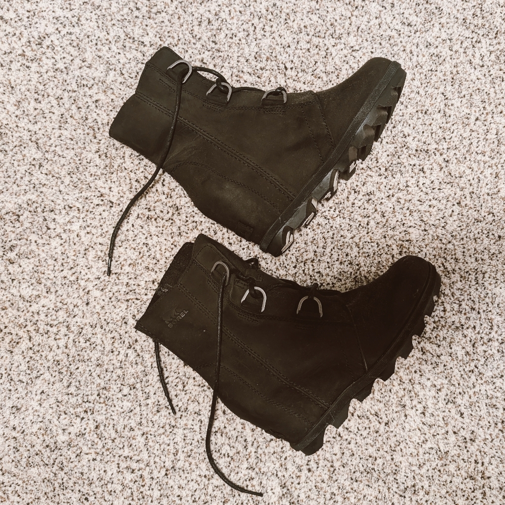 Sorel Joan of Arc Size 8 Black ❄️ Boot